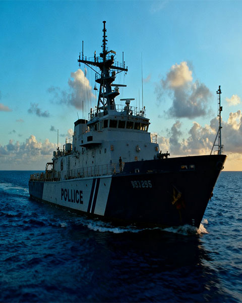 海上维权有保障！久维智检油液传感器赋能深圳3000 吨执法船